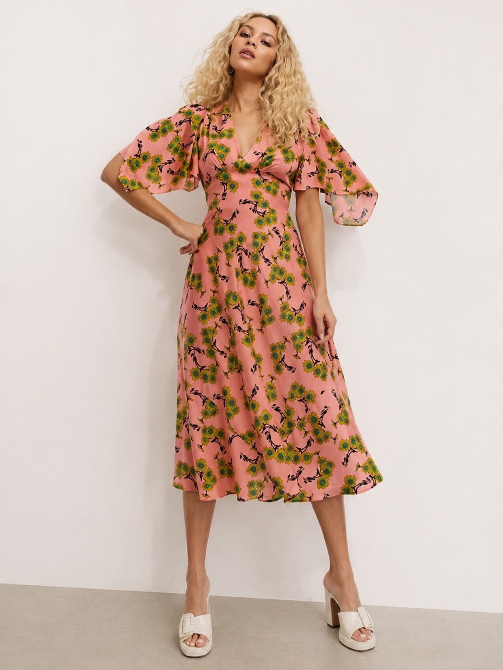 TOPSHOP Pink Floral Print V-Neck Flutter Sleeve Midi Dress – US 4